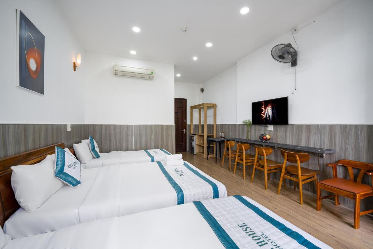 Nice House Hotel - Near My Khe Beach Đà Nẵng Kültér fotó