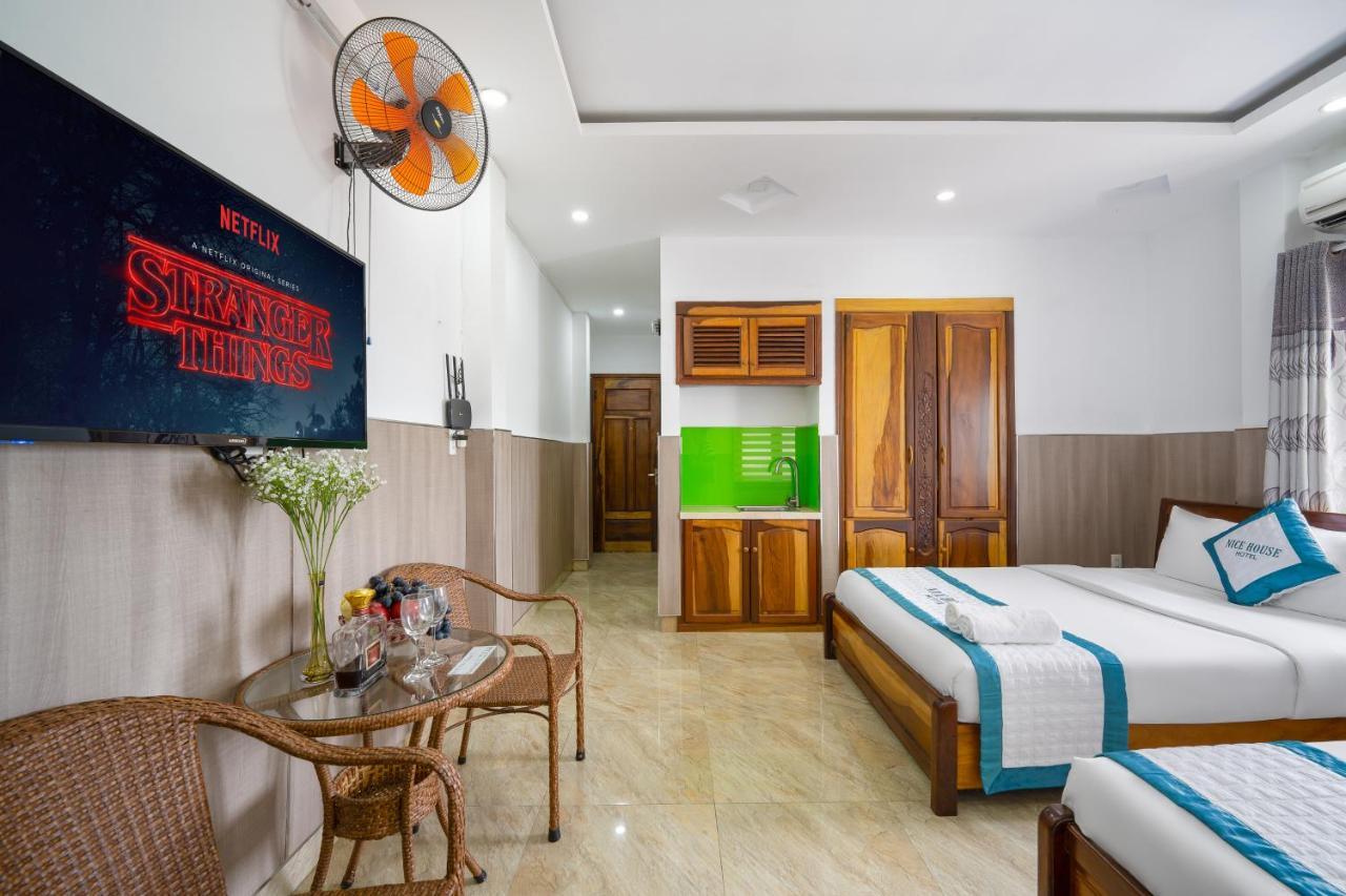 Nice House Hotel - Near My Khe Beach Đà Nẵng Kültér fotó
